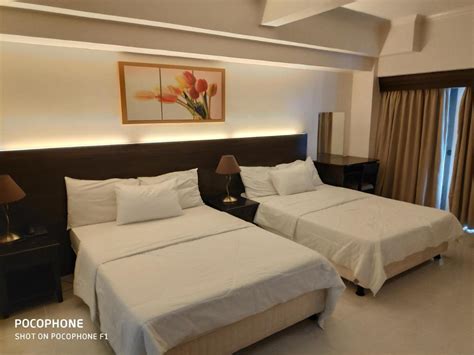 Tagaytay Staycation by Naya and Darla w Free .